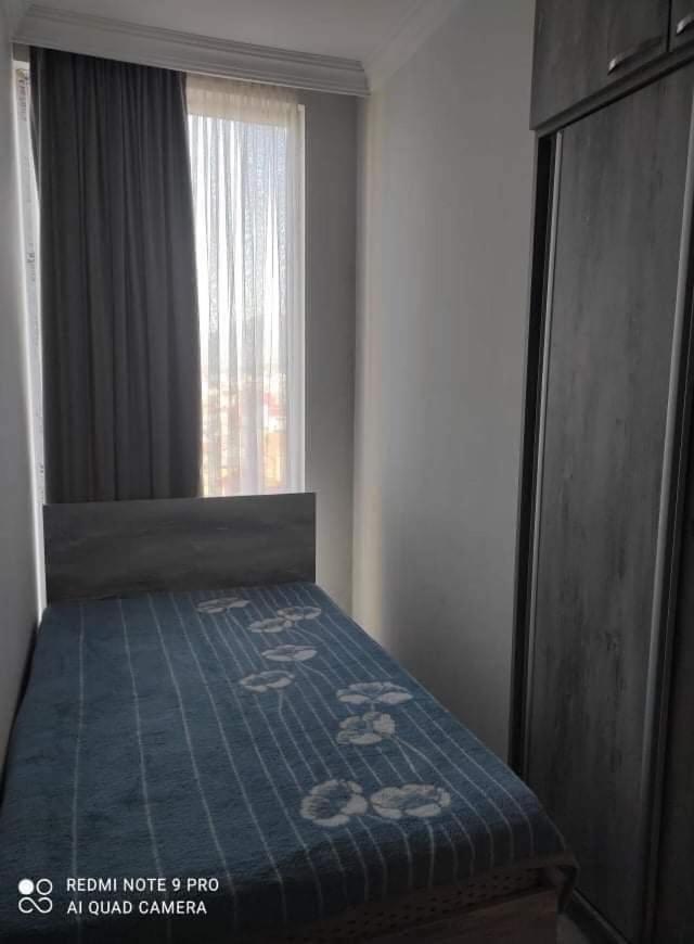 Apartment In Batumi Luaran gambar